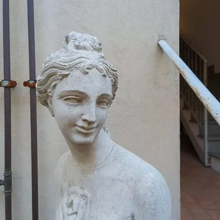 La Loggia-app. Privato In Centro דירה *