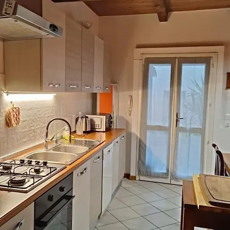 La Loggia-app. Privato In Centro דירה אימולה