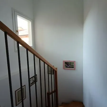 Διαμέρισμα La Loggia-app. Privato In Centro Ίμολα