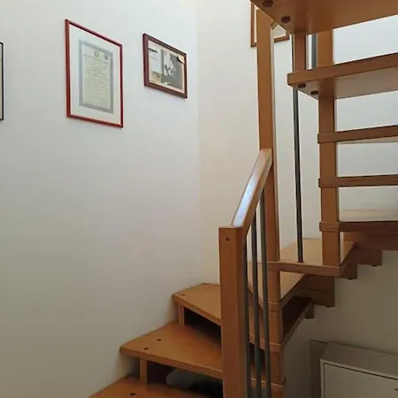 Apartman La Loggia-app. Privato In Centro
